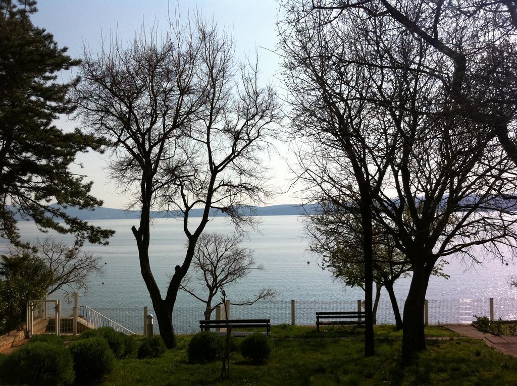 Apartment Svetlana Selce Exterior foto